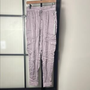 NWT Young, Fabulous and Broke YFB Cargo Joggers Size Medium